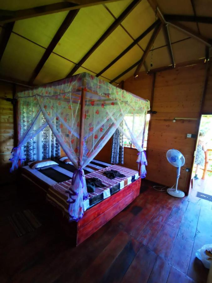 טיסמהרמה Lake Side View Cabana מראה חיצוני תמונה