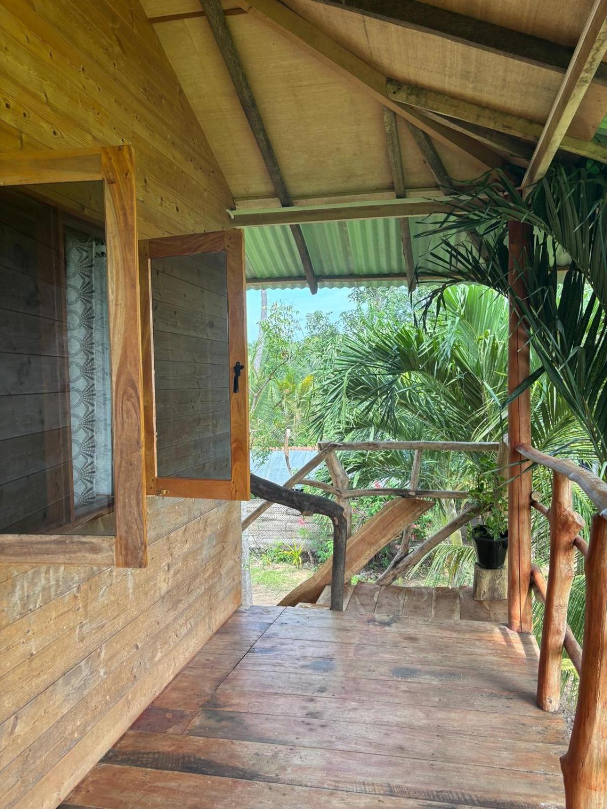 טיסמהרמה Lake Side View Cabana מראה חיצוני תמונה
